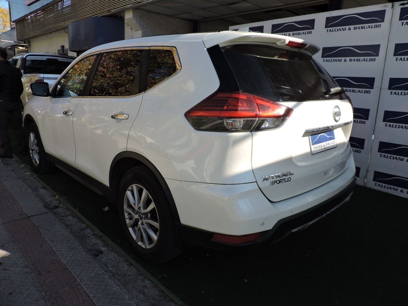 NISSAN X-TRAIL 2018 - Imagen 5 de 9