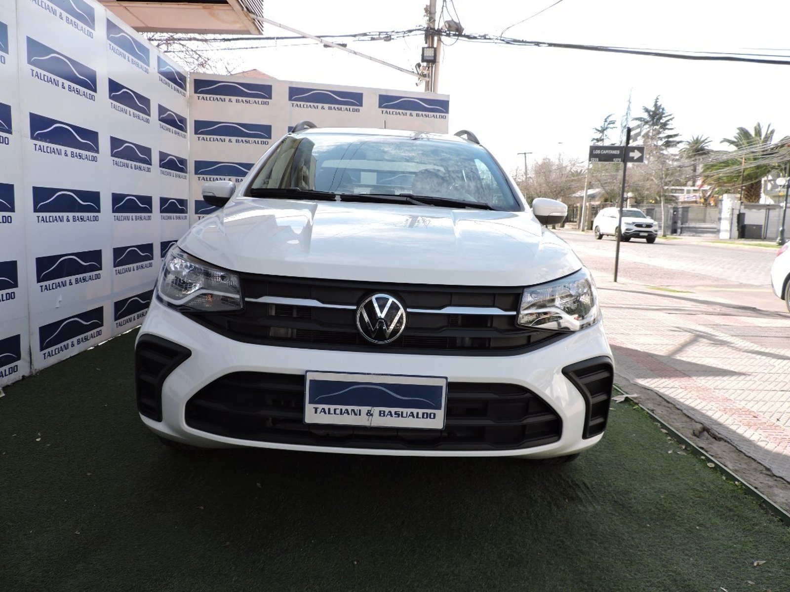 Volkswagen SAVEIRO 2025 - Foto 2 de 9