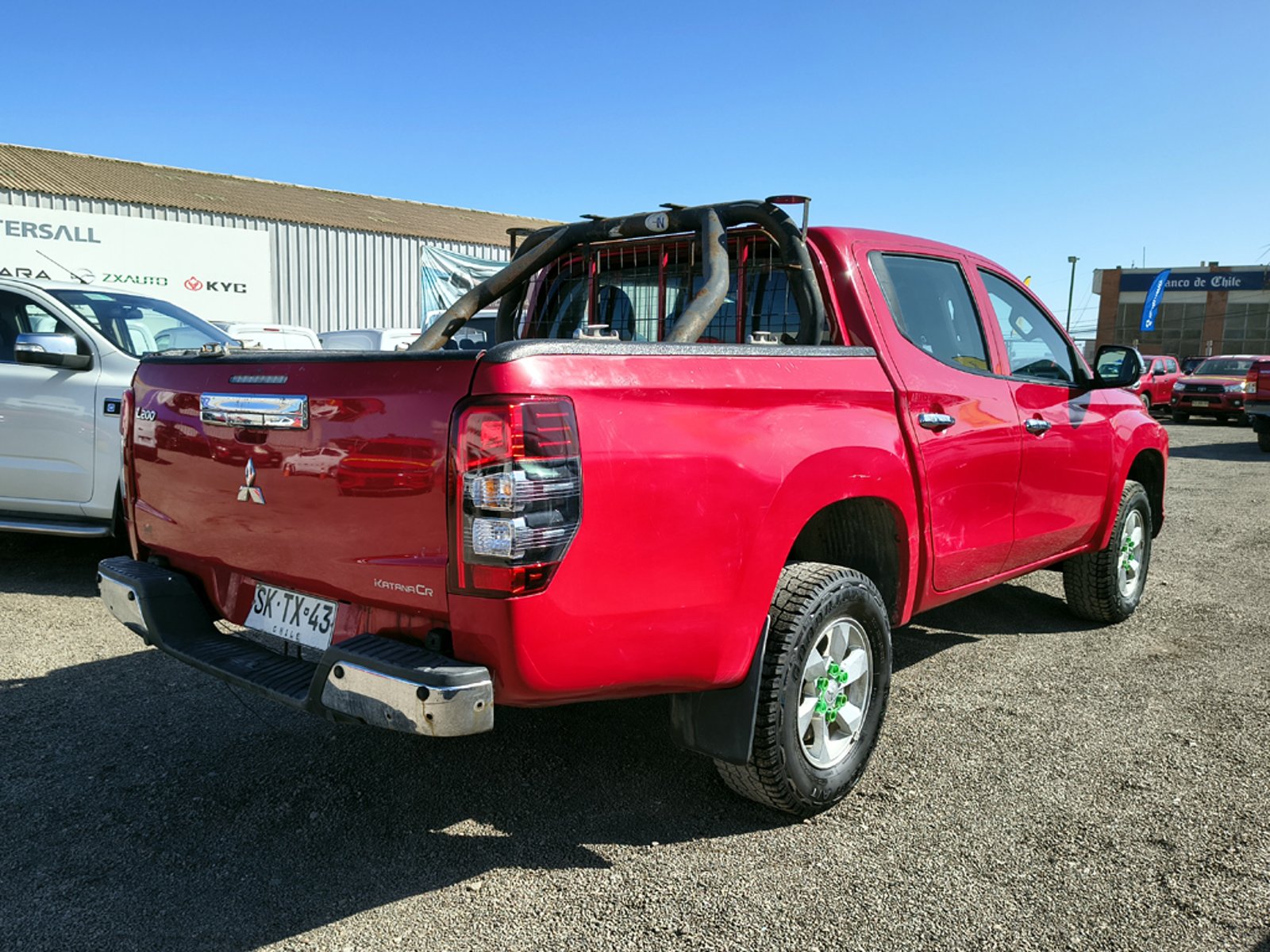 Mitsubishi L200 L200 KATANA 2.4 Diesel 4x2 T/M 2022 - Imagen 7 de 19