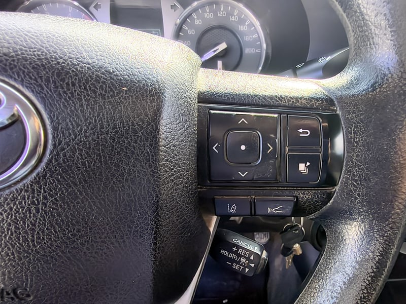 Toyota HILUX TSS 2.4 DIESEL 4X4 T/M 2022 - Imagen 13 de 20
