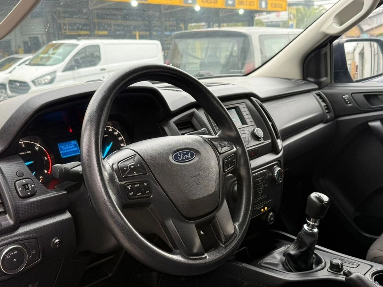 FORD RANGER 2.2 4X4 MT 2023 - Imagen 8 de 16