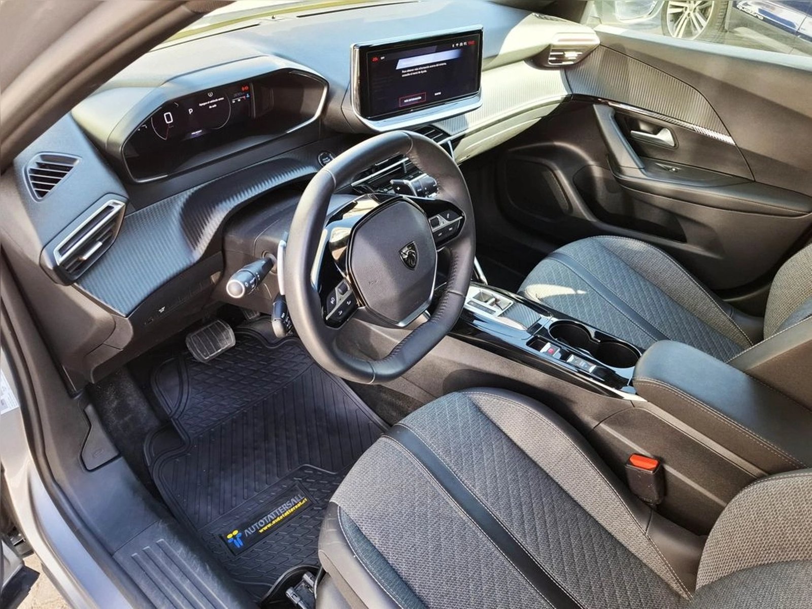 PEUGEOT 2008 1.5 2025 - Imagen 13 de 20