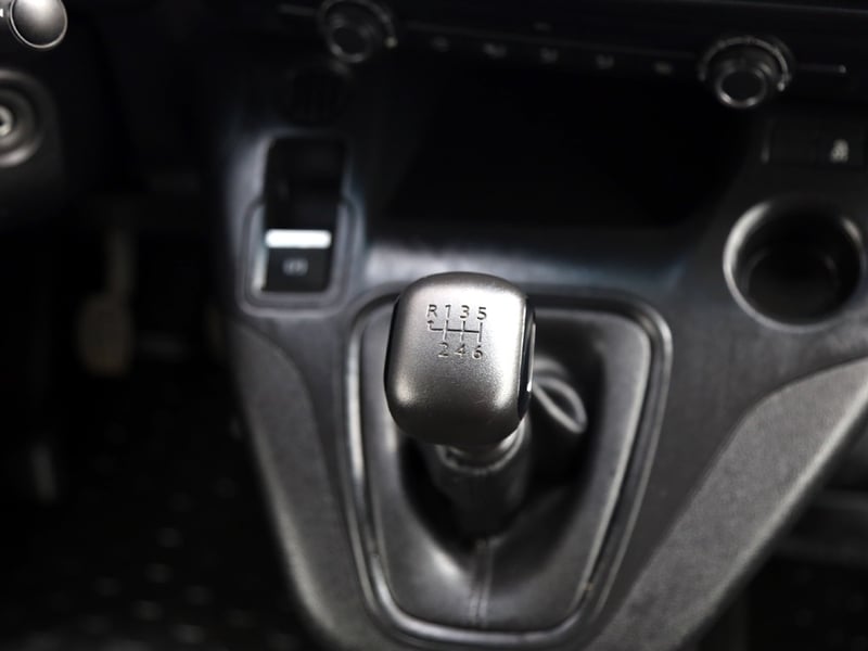 Peugeot PARTNER BLUEHDI 1.5 2023 - Imagen 18 de 20