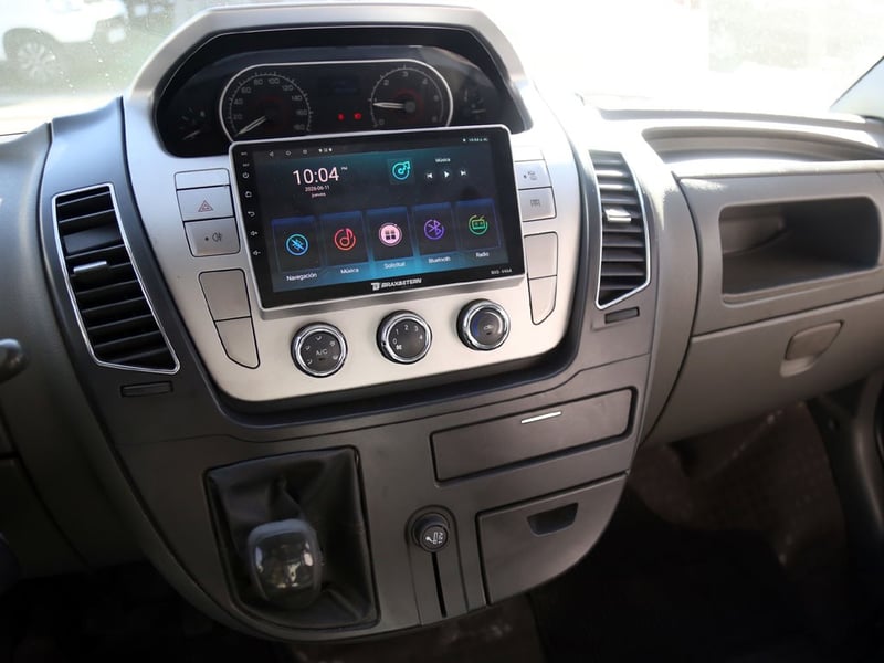 Maxus V80 2.5 4X2 CARGO VAN MT 5P 2016 - Imagen 15 de 16