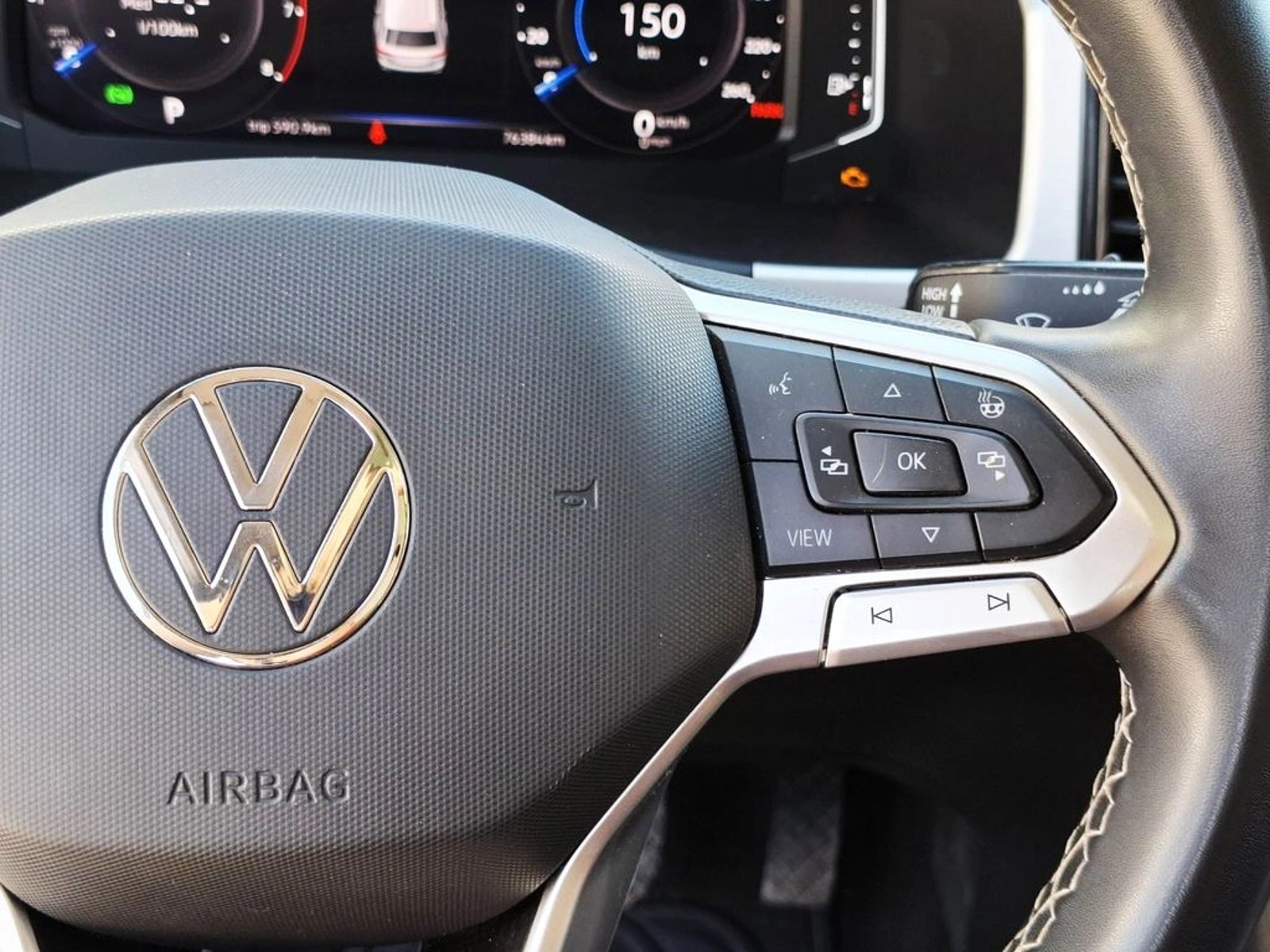 VOLKSWAGEN ATLAS 3.6 LIMITED 4 MOTION 2024 - Imagen 18 de 20