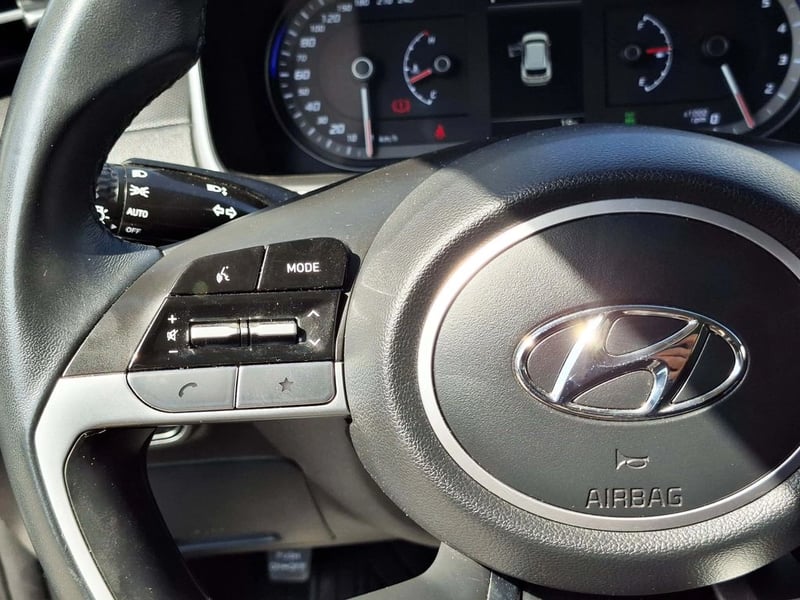 Hyundai TUCSON NX4 2.0 AT PLUS 4WD 2025 - Imagen 17 de 20