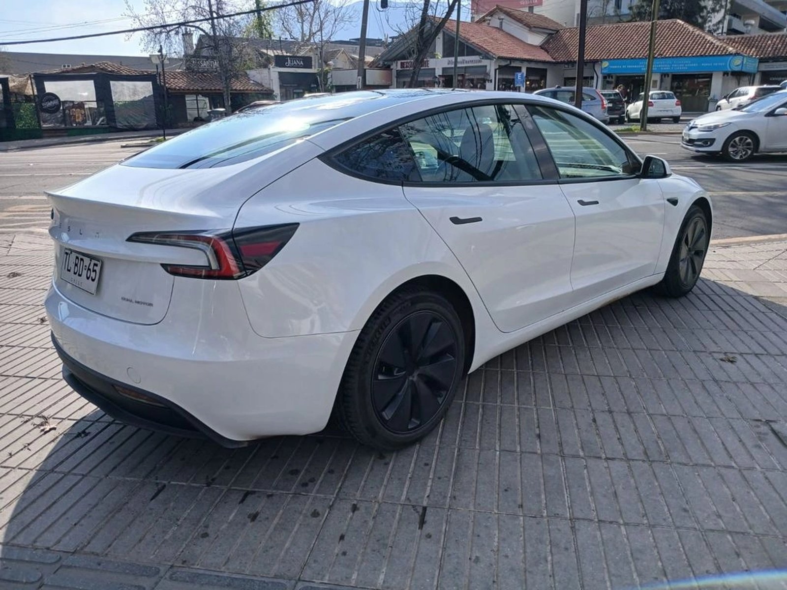 Tesla MODEL 3 Model 3 Long Range AWD Dual Motor 2024 - Imagen 8 de 16