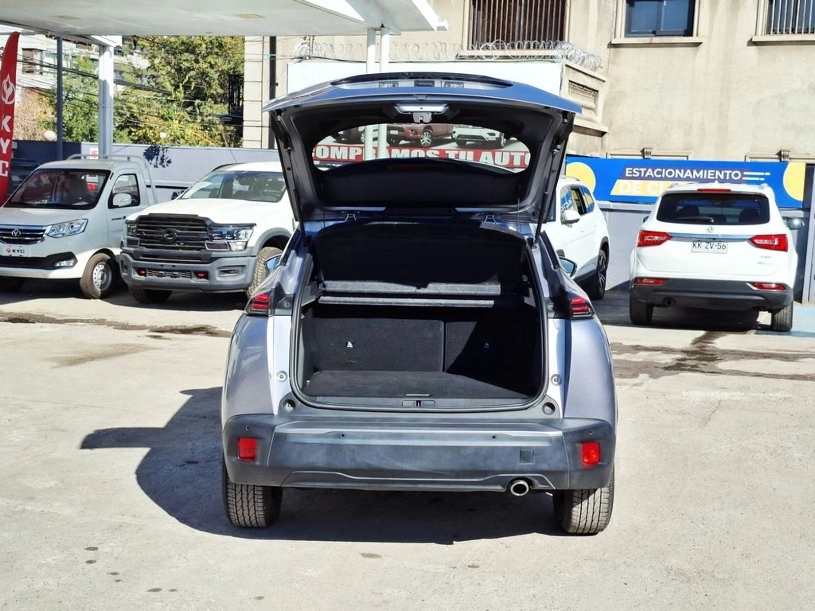 PEUGEOT 2008 1.5 2025 - Imagen 9 de 20