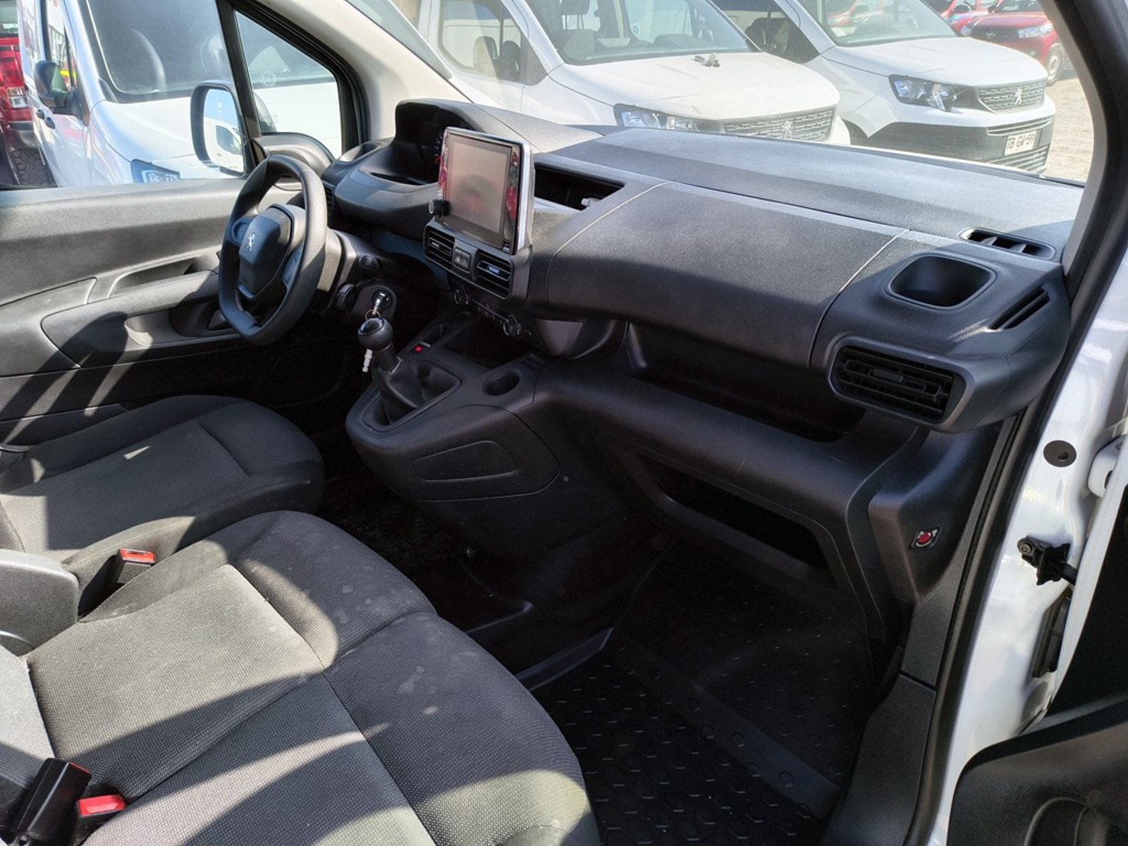 PEUGEOT PARTNER PARTNER L1 1.6 Diesel 4x2 T/M 2023 - Imagen 16 de 16