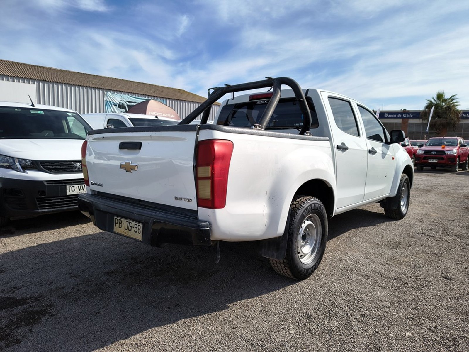 Chevrolet D-MAX DMAX 2.5 DIESEL 4X2 T/M 2021 - Imagen 7 de 19