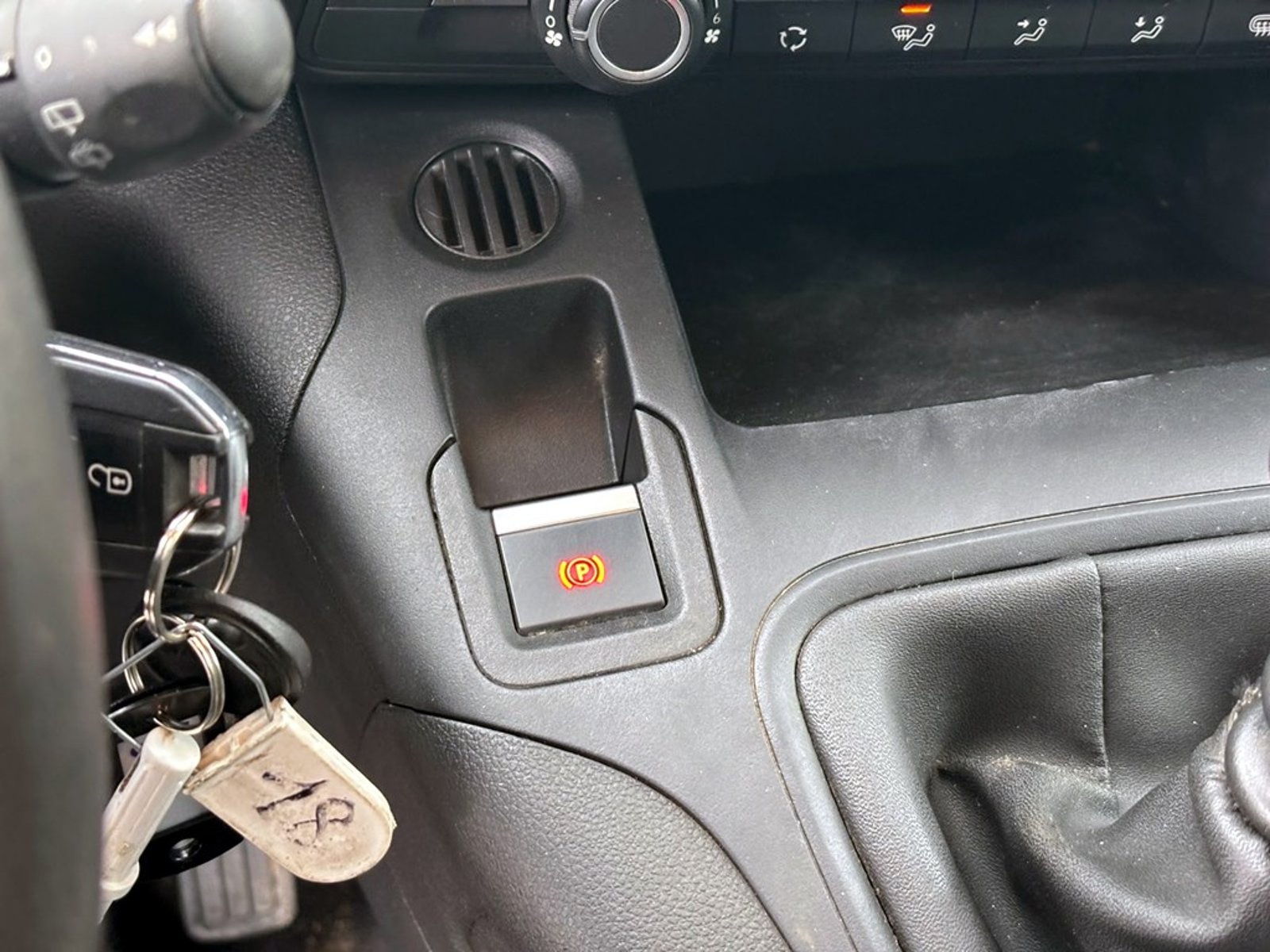 PEUGEOT PARTNER 1.5 L1 BLUEHDI 2024 - Imagen 18 de 20