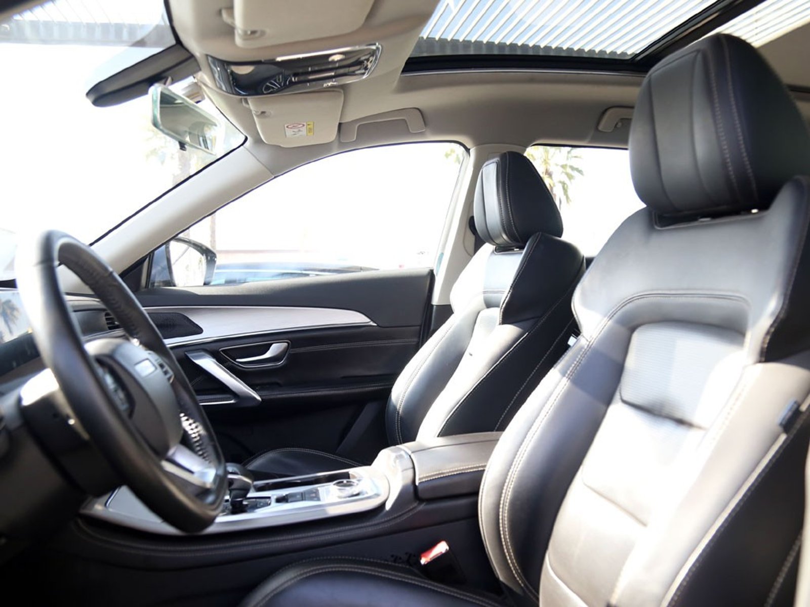 JETOUR X70 PLUS 1.5 GLX AT 2024 - Imagen 11 de 20