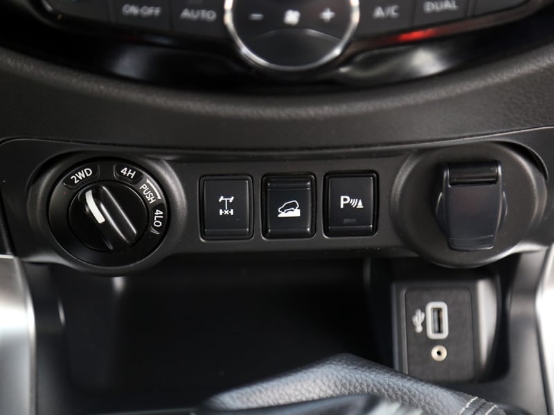 Nissan NAVARA 2.3 XE MT 4X4 2024 - Imagen 18 de 20