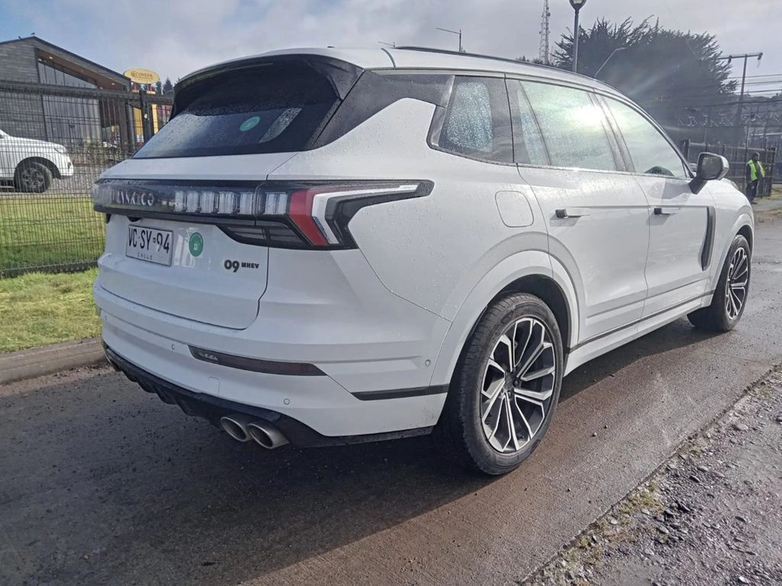 LYNK&CO 09 HALO 09 AWD 2025 - Foto 3 de 11