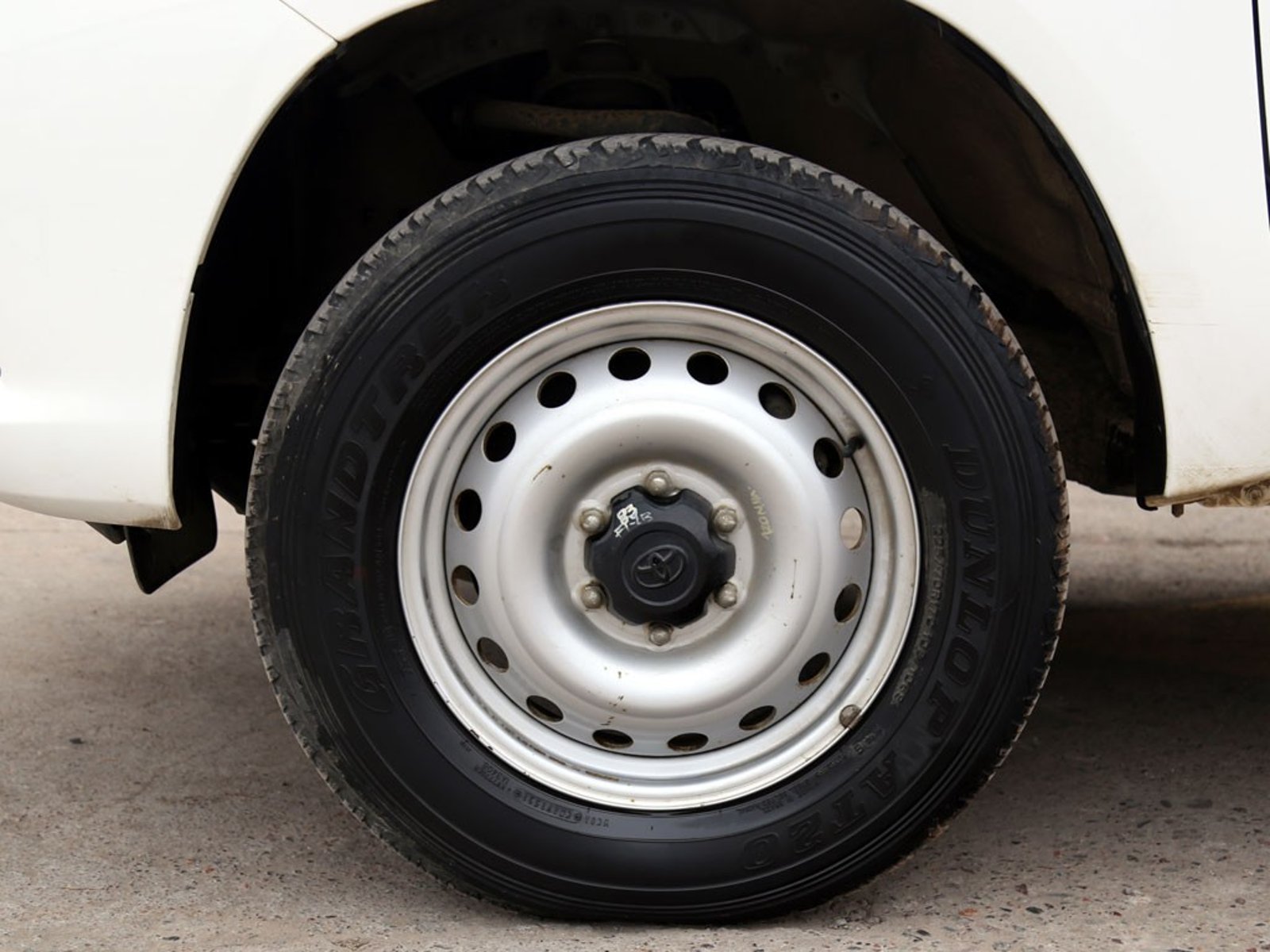Toyota HILUX 2.4 DX MT 4X2 DIESEL 2021 - Imagen 20 de 20