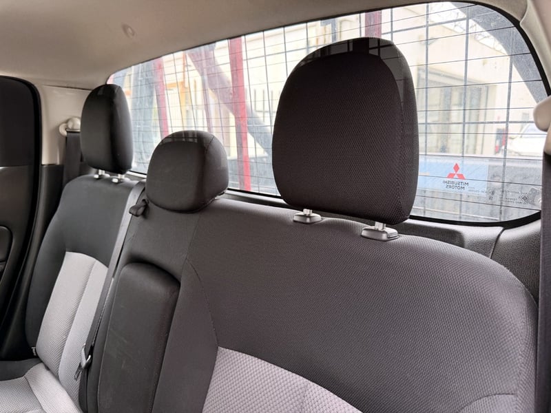 Mitsubishi L200 KATANA CRT 2023 - Imagen 20 de 20
