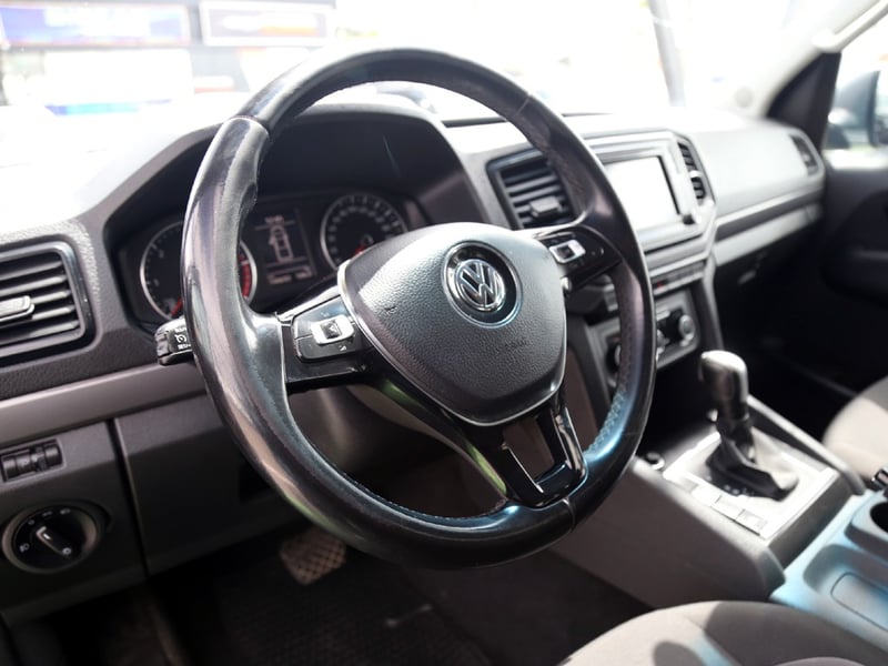 Volkswagen AMAROK 2.0 COMFORTLINE AT 4MOTION 2023 - Imagen 13 de 20