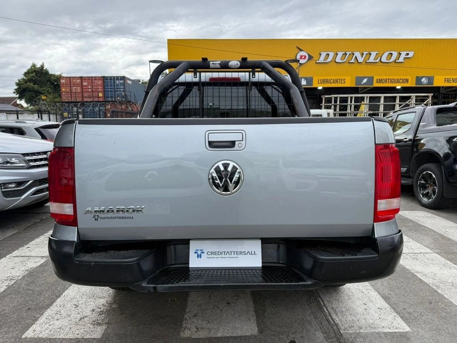 VOLKSWAGEN AMAROK 2.0 TRENDLINE 4X2 MT 2023 - Imagen 6 de 12
