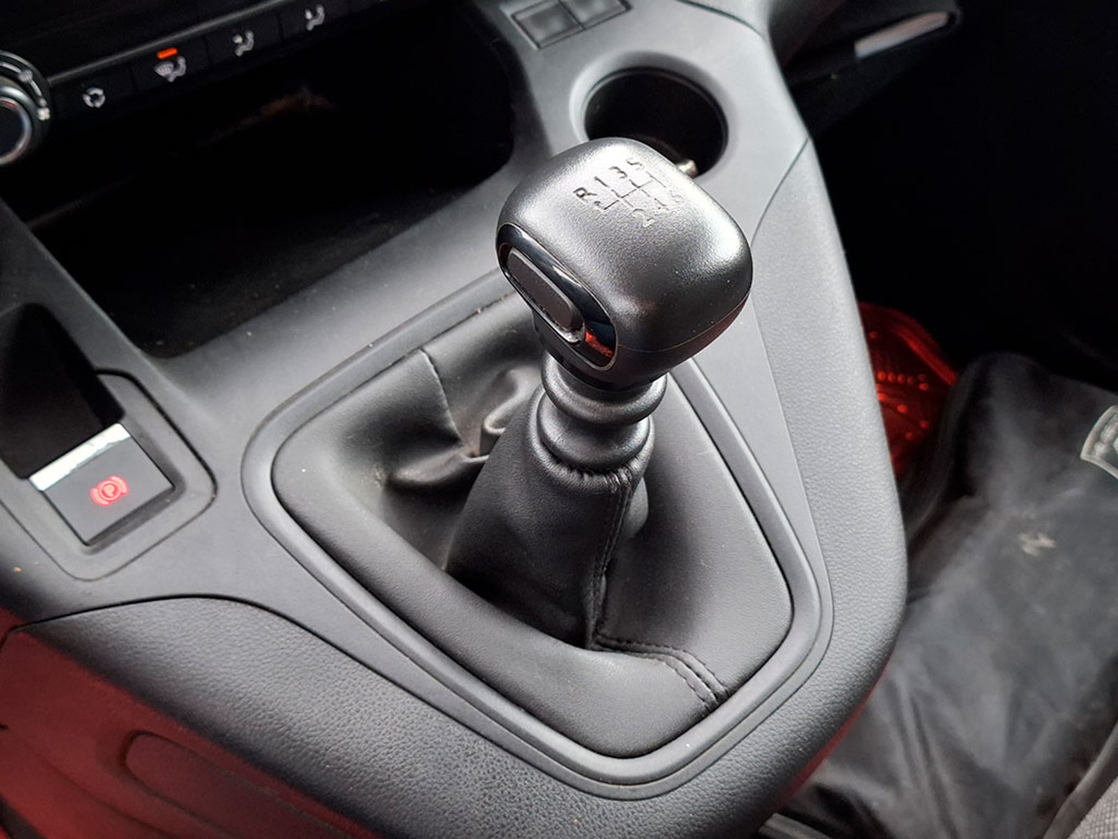 Peugeot PARTNER PARTNER L1 1.5 2024 - Imagen 15 de 19