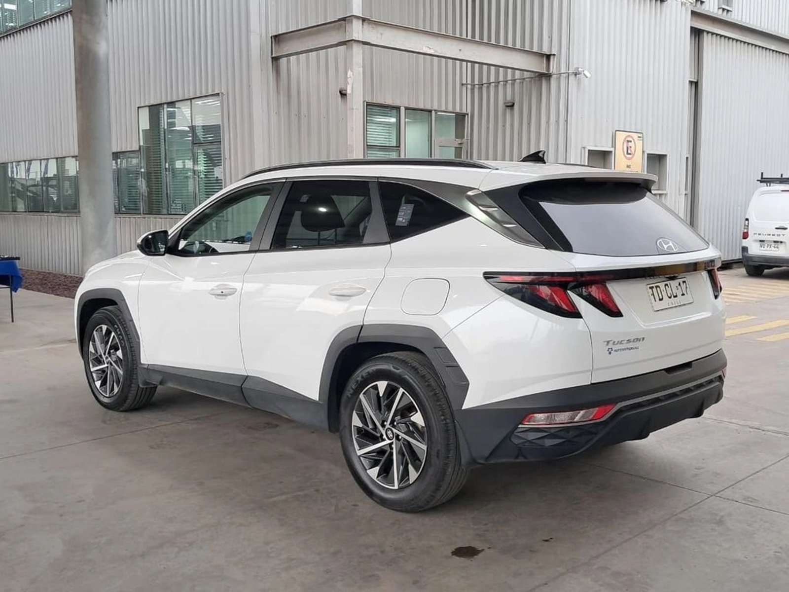 Hyundai TUCSON 2.0 4x2 AT 2024 - Imagen 8 de 20