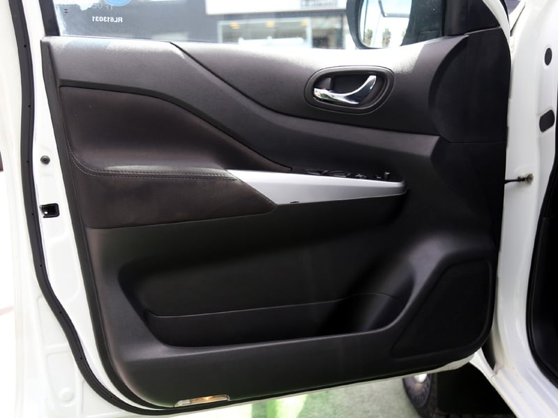 Nissan NAVARA 2.3 XE MT 4X4 2024 - Imagen 11 de 20