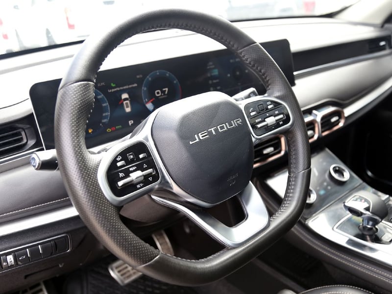 Jetour X70 PLUS 1.6 AUT 2024 - Imagen 13 de 20