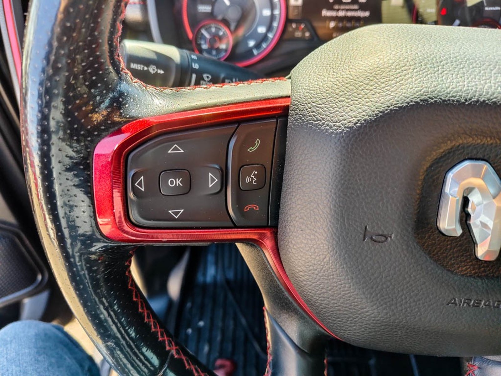 RAM 1500 LARAMIE CAB 4X4 5.7 AUT 2022 - Imagen 10 de 20