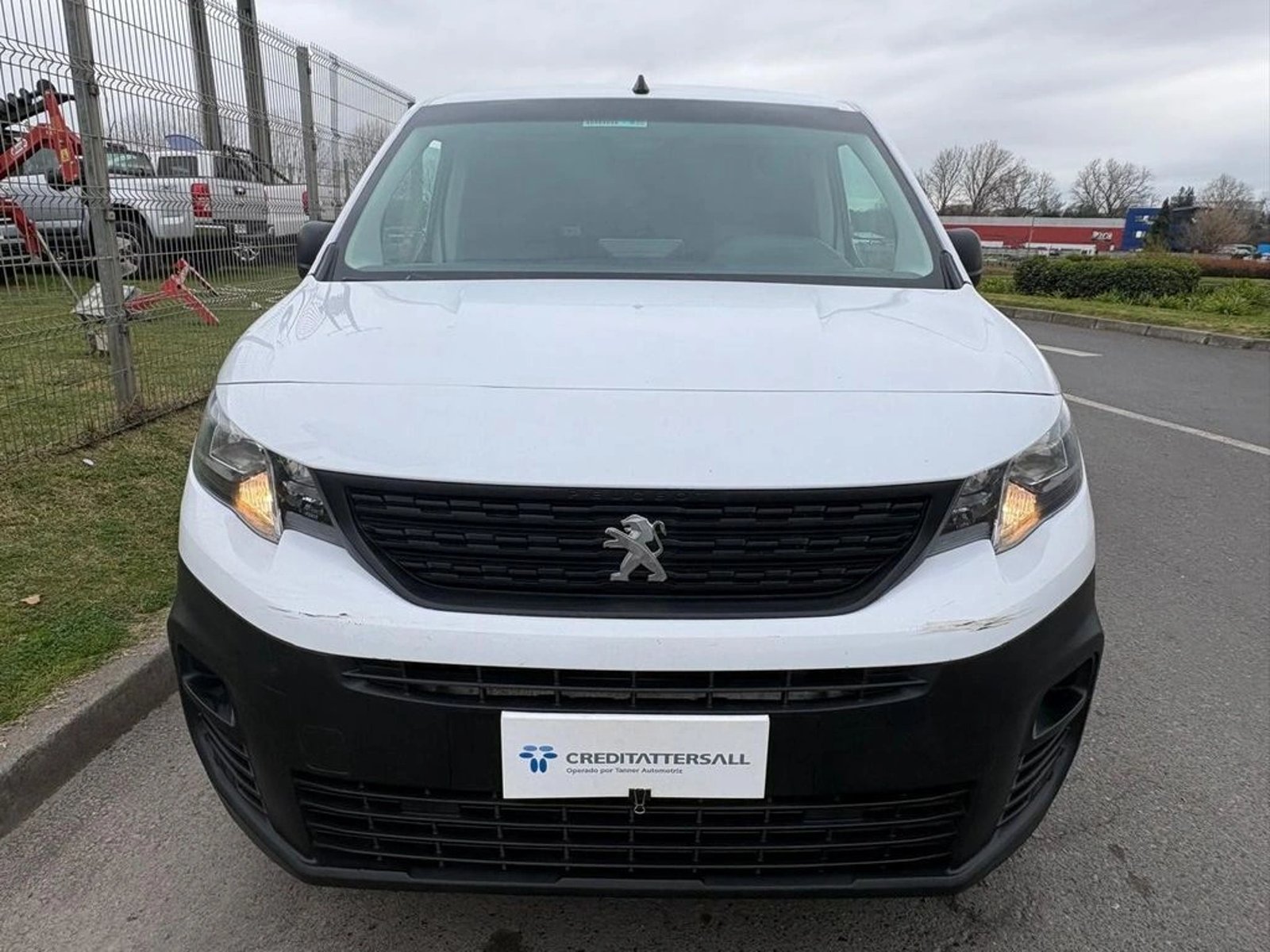 Peugeot PARTNER L1  DIESEL 2024 - Foto 2 de 12