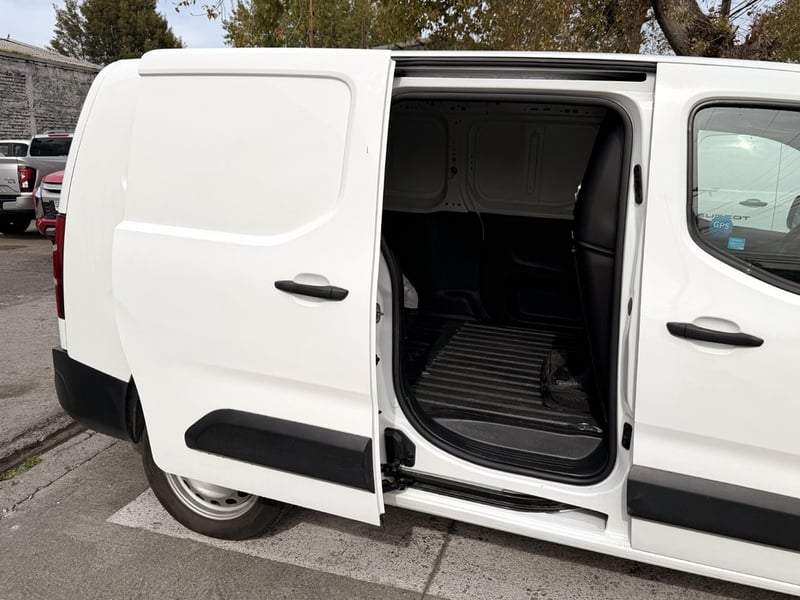 Peugeot PARTNER 1.6 L2 HDI 2022 - Imagen 12 de 20