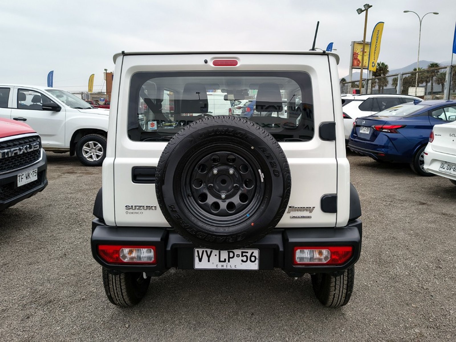 Suzuki JIMNY GL WINCHE MT 4X4 PRECIO+ IVA 2026 - Imagen 6 de 20