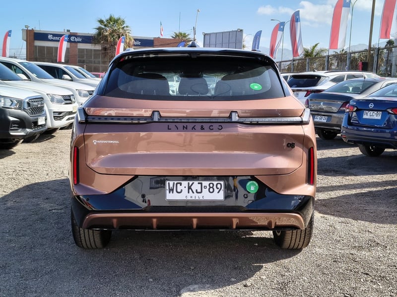 Lynk & Co 08 1.5 Hibrido 4x2 T/A HALO 2027 - Imagen 6 de 20