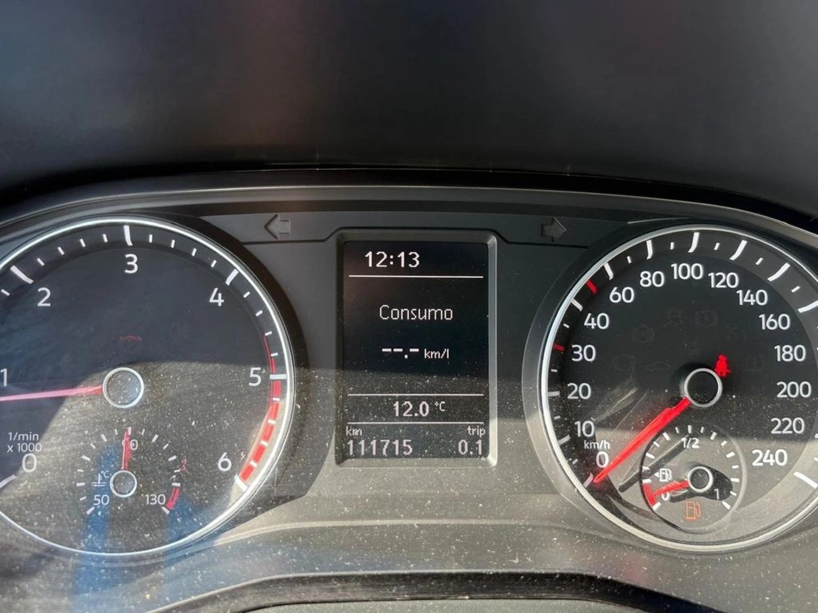 VOLKSWAGEN AMAROK TRENDLINE 4X2 MT 2023 - Imagen 13 de 13