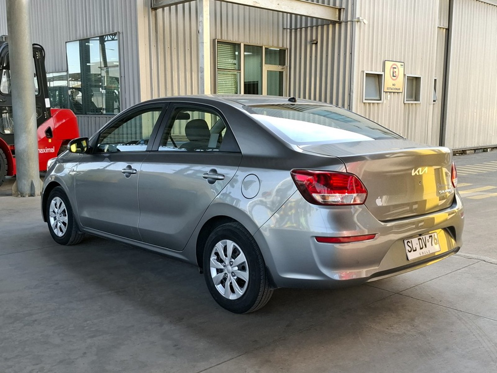 KIA SOLUTO LX 1.4 2023 - Imagen 7 de 20
