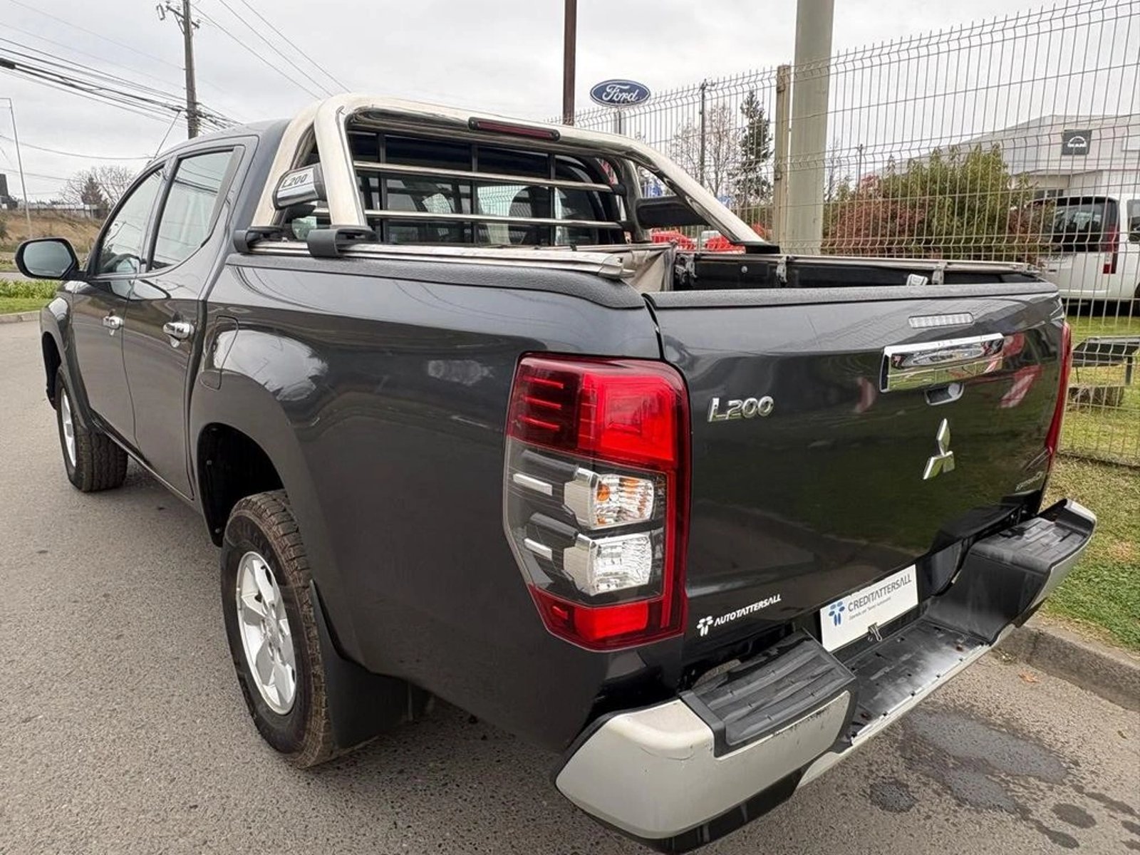MITSUBISHI L200 KATANA CR 4X2 2022 - Imagen 5 de 11