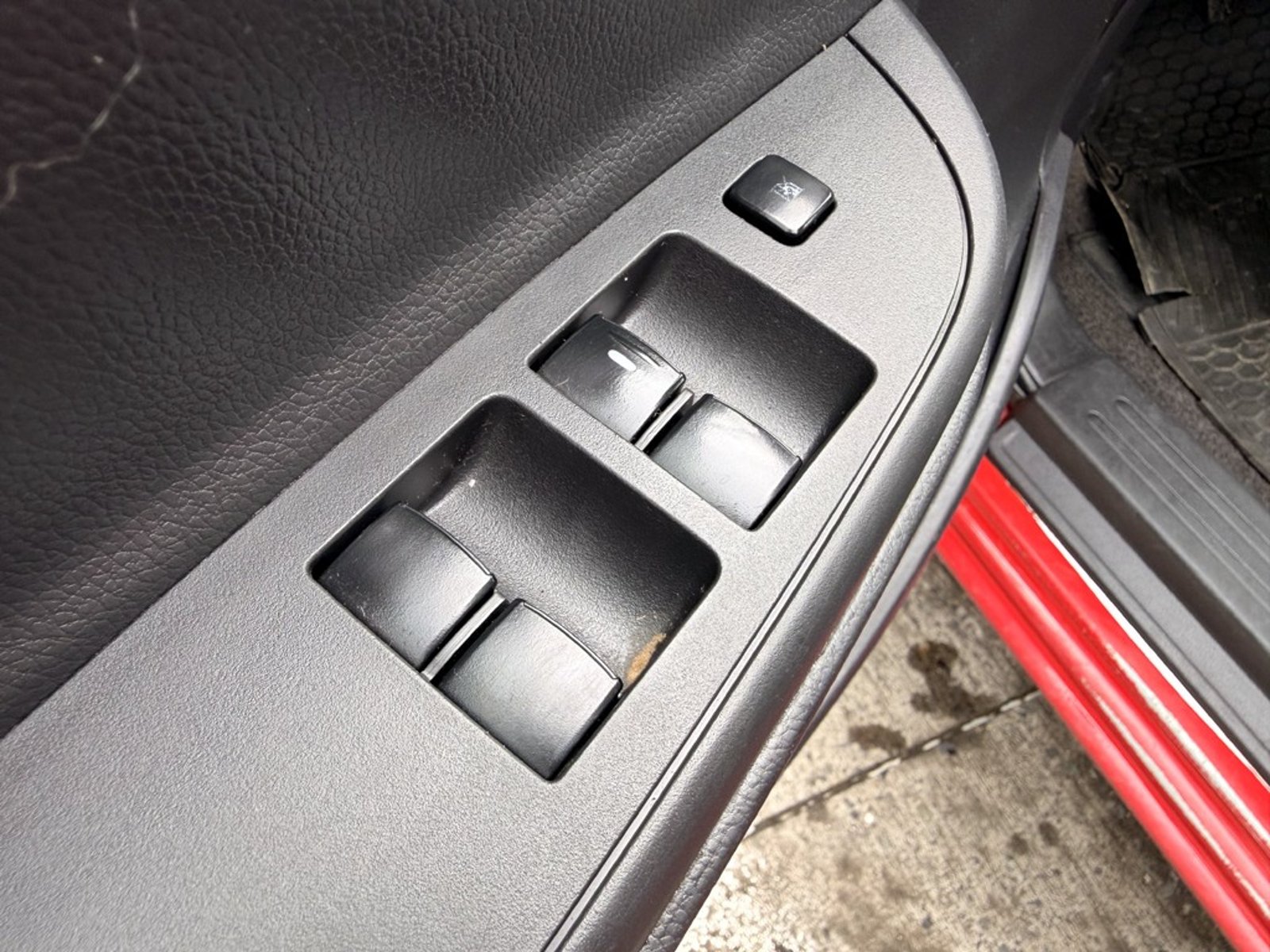 Mitsubishi L200 Katana CRT 2023 - Imagen 10 de 20