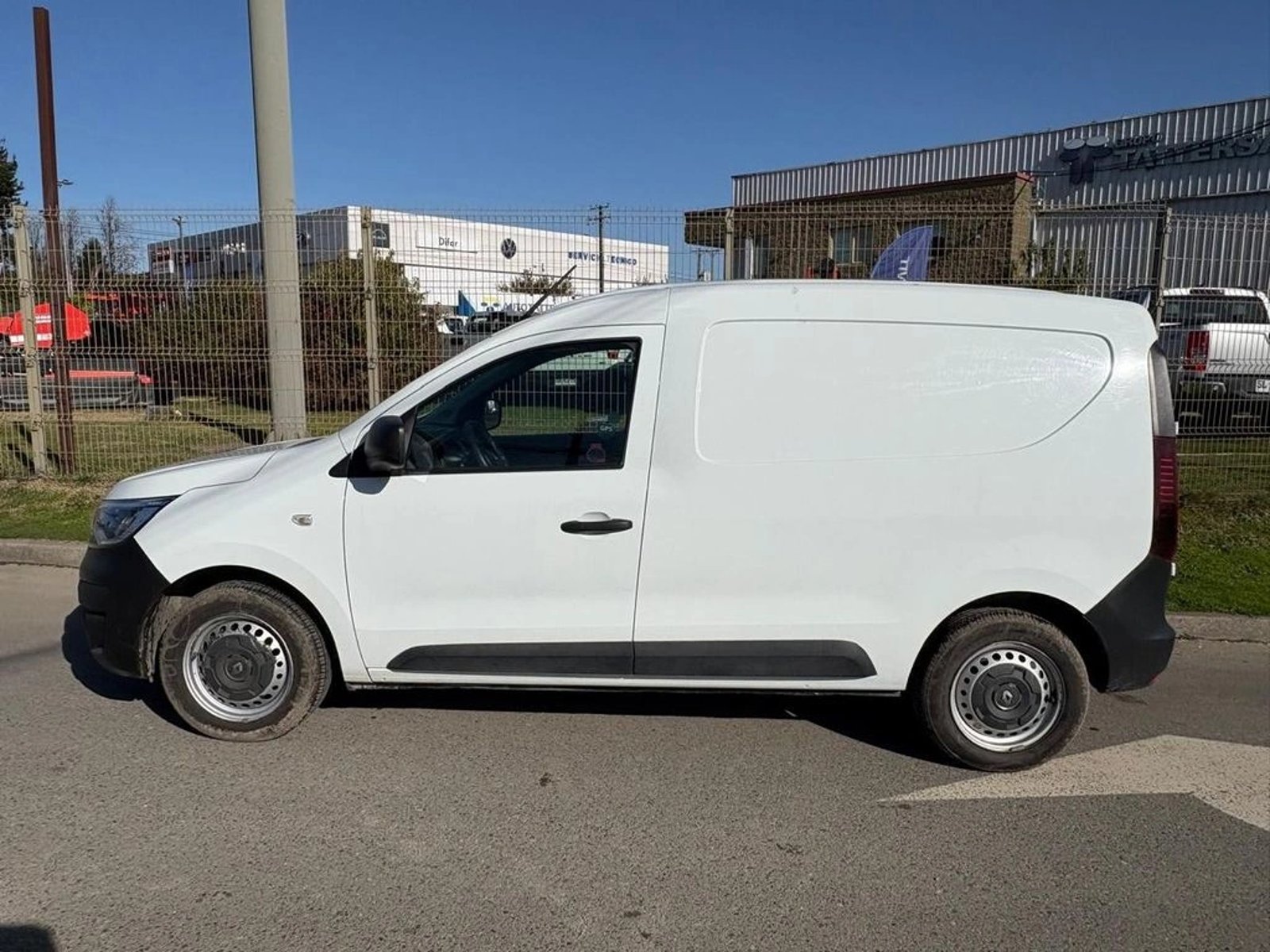 RENAULT EXPRESS 1.5 ZEN MT DIESEL 2023 - Foto 4 de 12