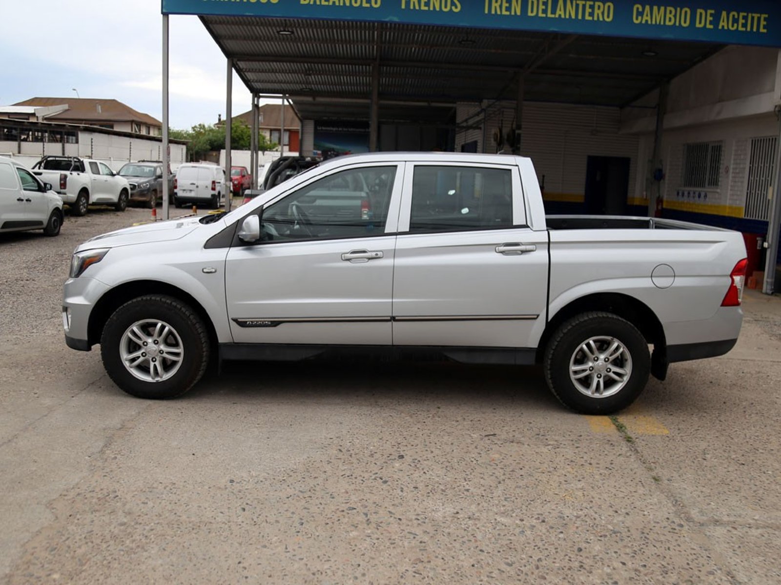 SsangYong ACTYON SPORTS MT 2.2 DIESEL 4X2 2020 - Foto 5 de 19
