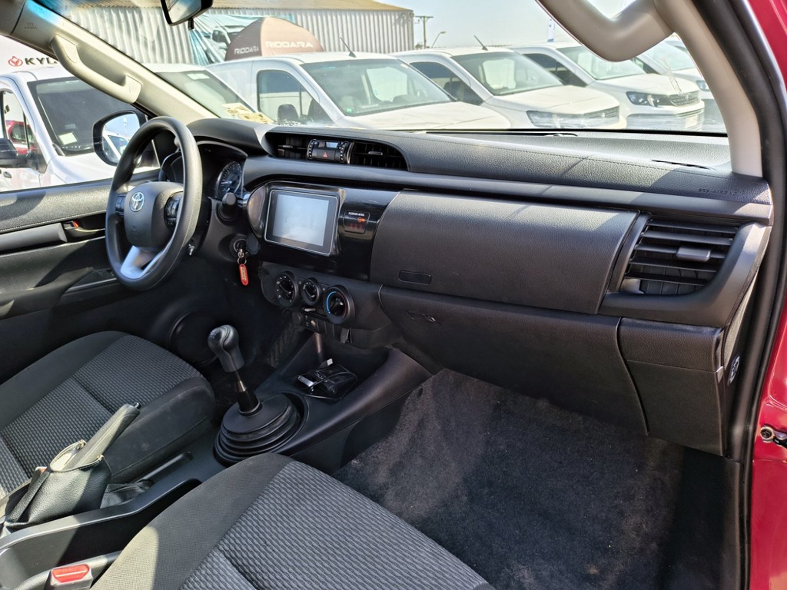 TOYOTA HILUX HILUX TSS 2.4 Diesel 4X2 T/M 2021 - Imagen 18 de 19