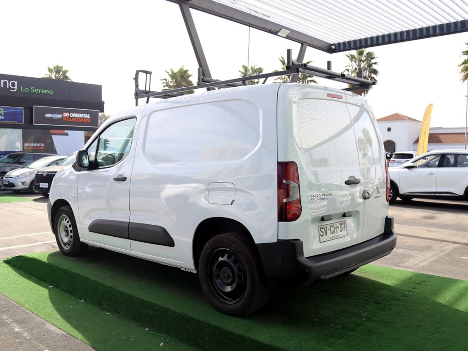 Peugeot PARTNER 1.5 L1 HDI MT 2023 - Imagen 10 de 20