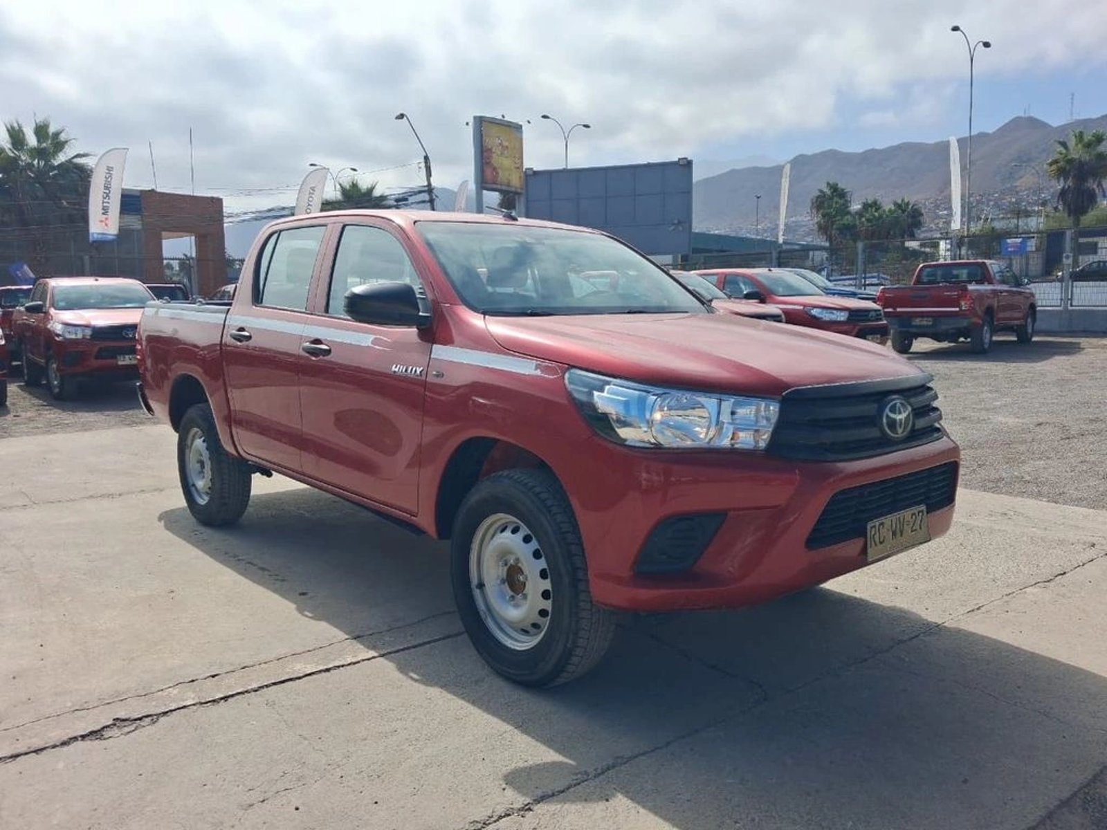 TOYOTA HILUX HILUX TSS 2.4 Diesel 4X2 T/M 2021 - Imagen 3 de 14