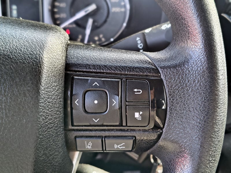 Toyota HILUX DX TSS 2.4 Diesel 4X2 T/M 2023 - Imagen 15 de 20