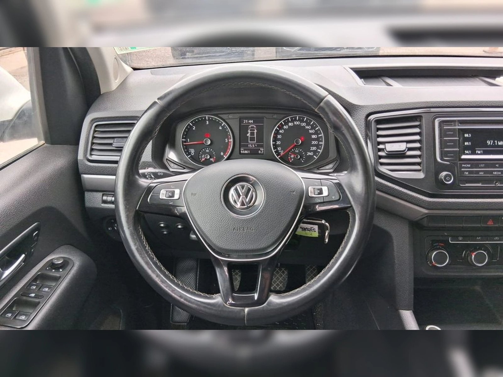 VOLKSWAGEN AMAROK 2.0 TRENDLINE DIESEL 4MOTION 4X4 DOB. CAB. MT 4P 2023 - Imagen 10 de 19