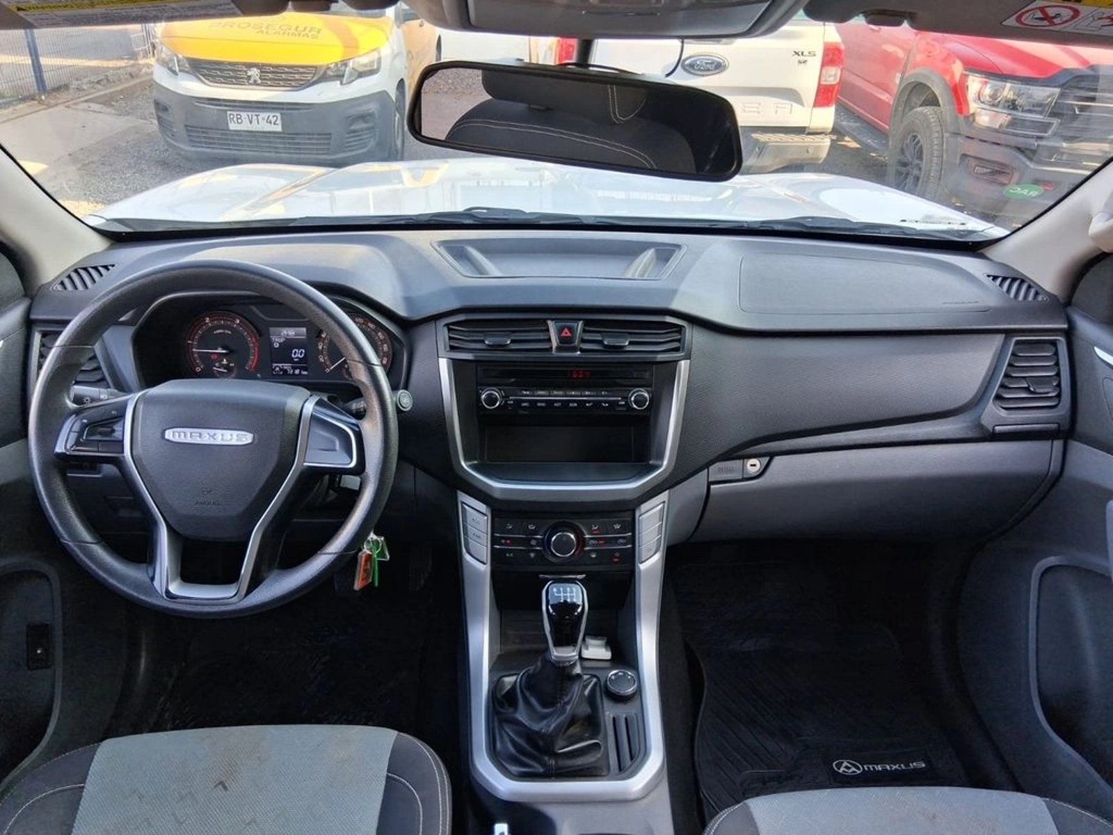 MAXUS T60 2.0 DX DIESEL 4X4 CAB. SIM. EURO6 6MT 2P 2024 - Imagen 12 de 18
