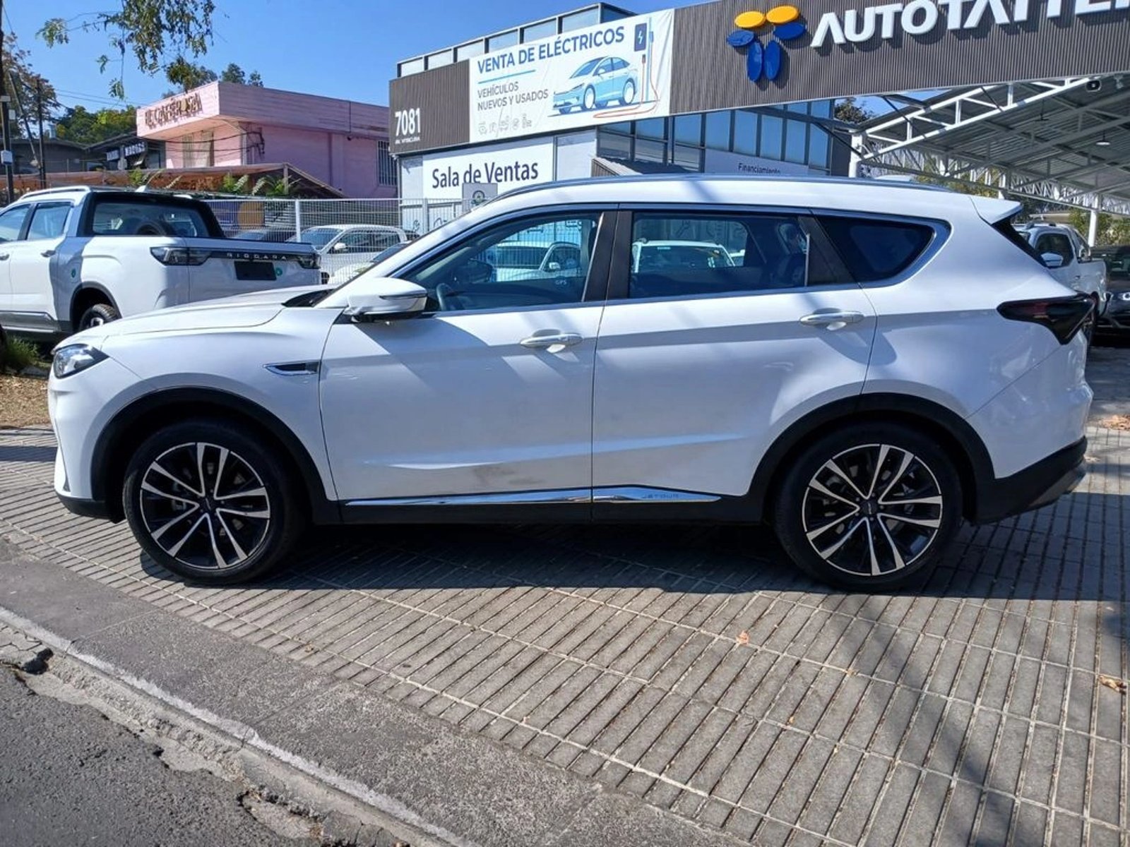 JETOUR X70 PLUS X70 PLUS 1.6 T 2024 - Imagen 6 de 19