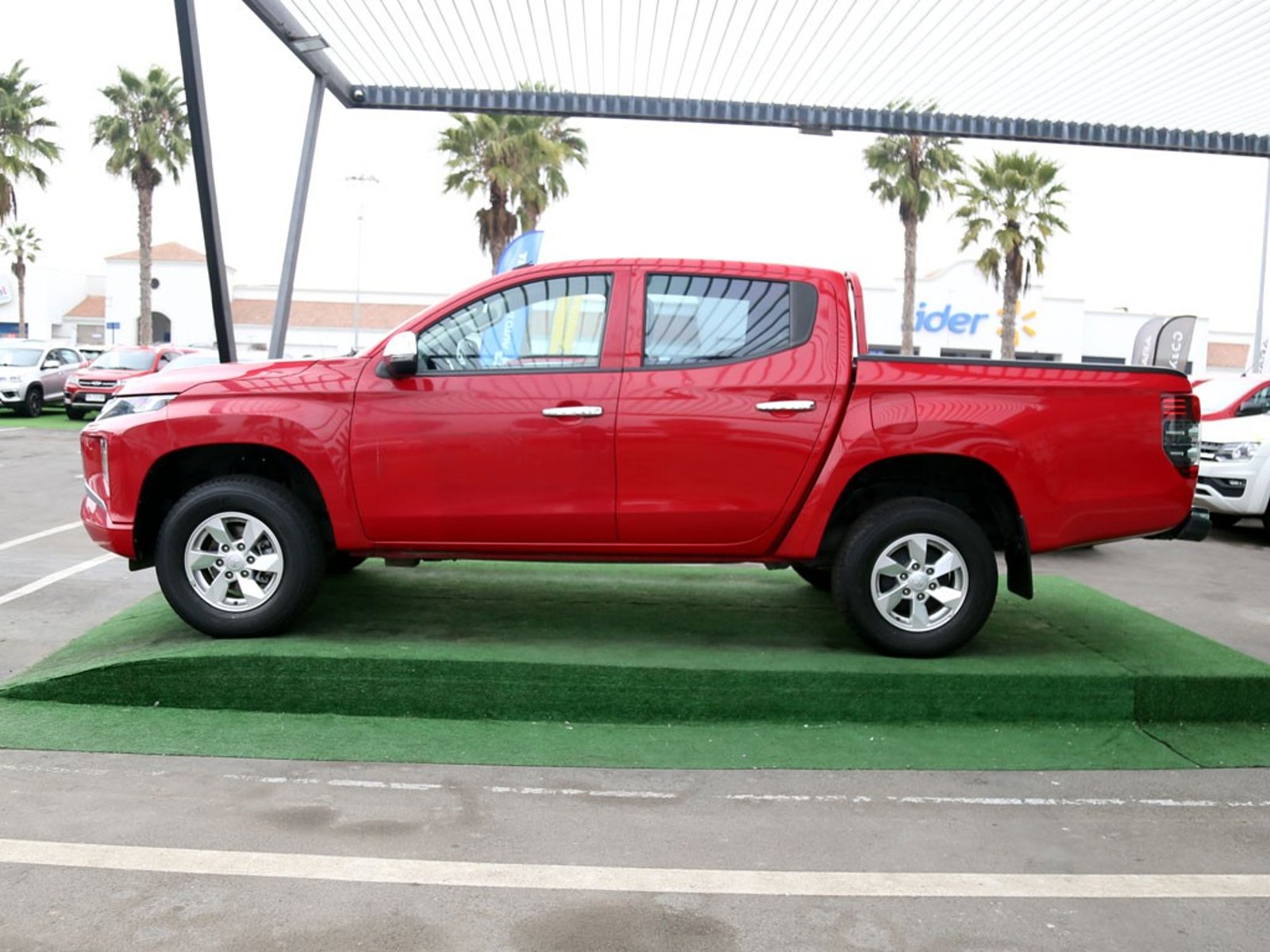 Mitsubishi L200 L200 KATANA 4X2 DIESEL 2023 - Foto 5 de 19