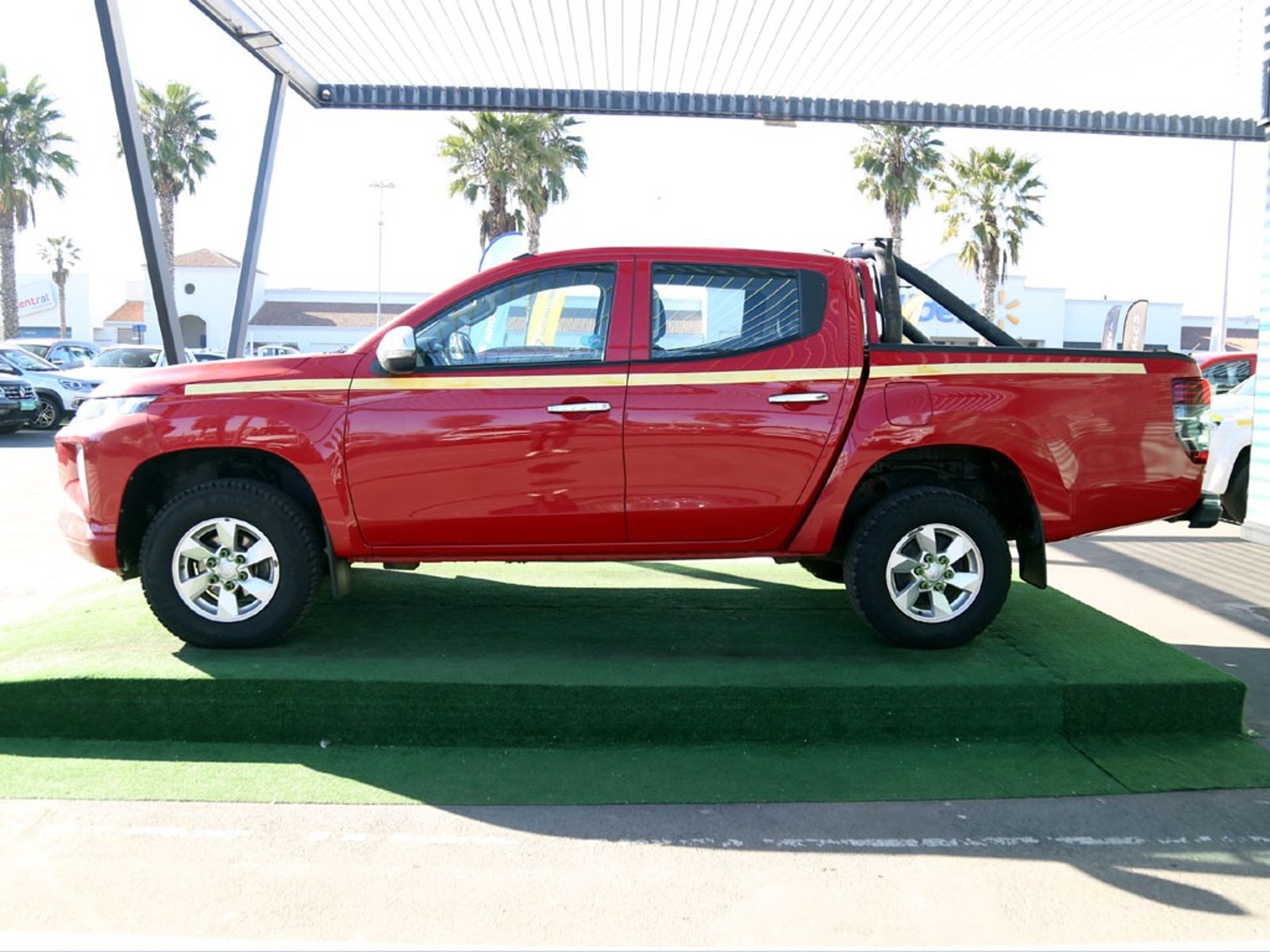 Mitsubishi L200 L200 KATANA 4X4 DIESEL 2023 - Foto 5 de 20