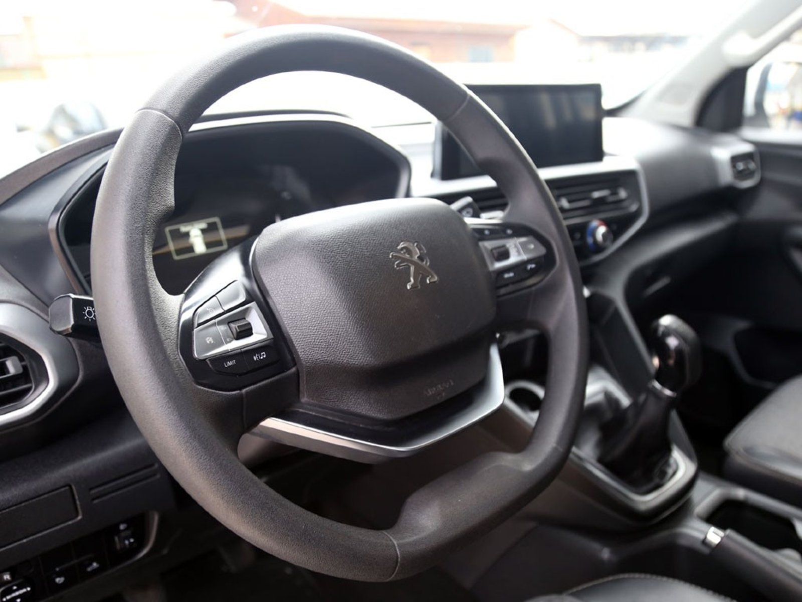 Peugeot LANDTREK 1.9 4X2 2023 - Imagen 13 de 20