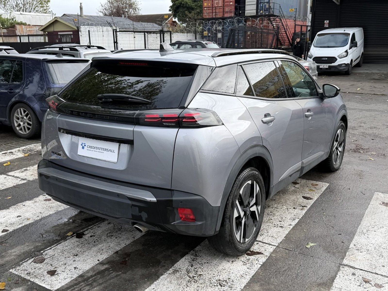 Peugeot 2008 1.5 ALLURE PACK  DIESEL AT 2025 - Imagen 8 de 20