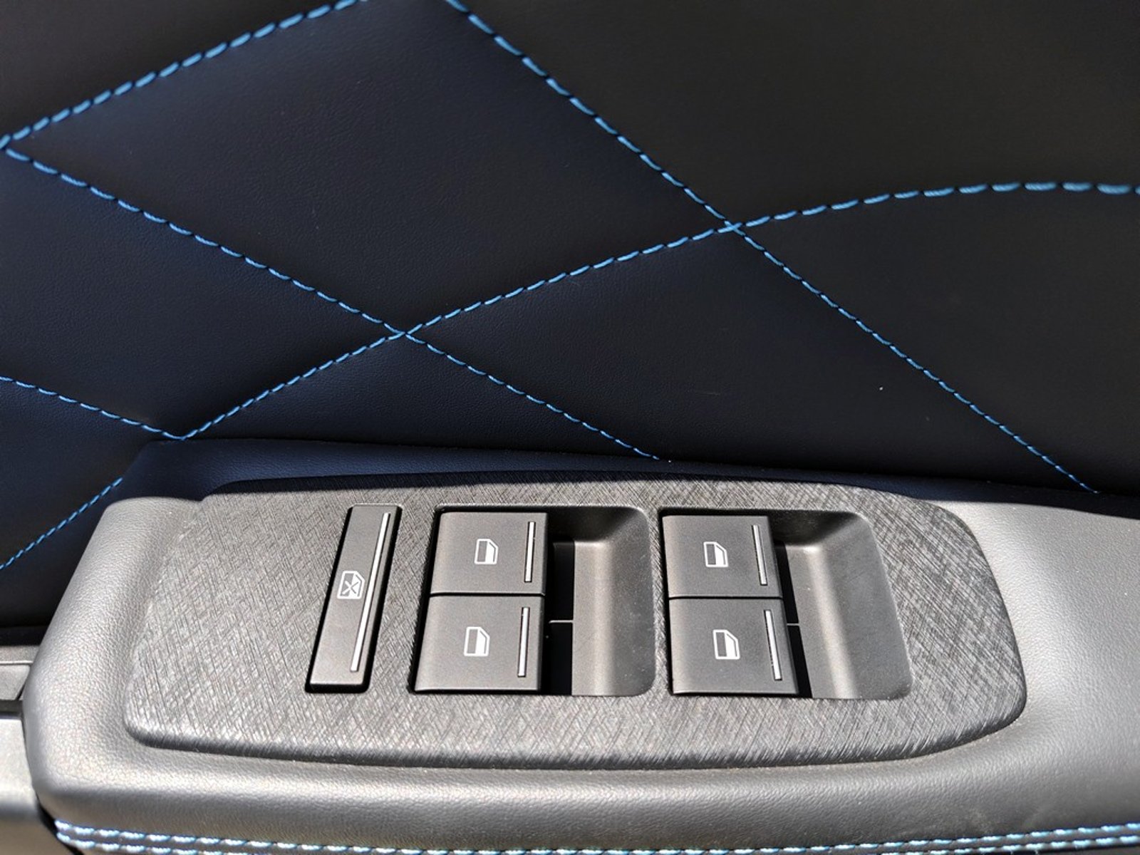 ZX AUTO GRAND LION AT 4WD 2026 - Imagen 8 de 20