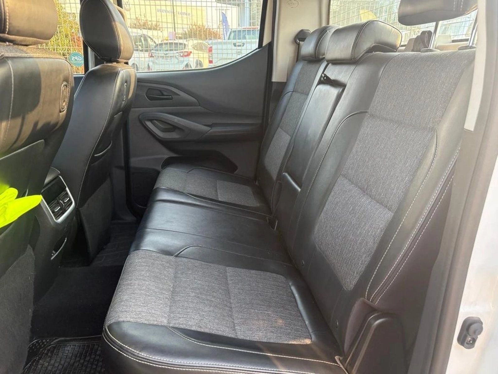 PEUGEOT LANDTREK 1.9 4X2 MT 2023 - Imagen 11 de 12